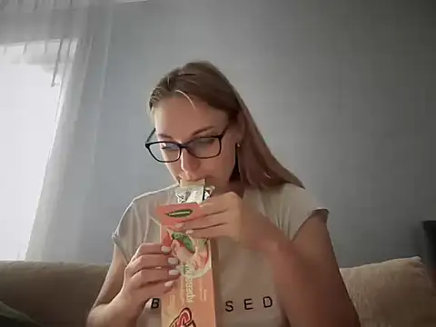 NikexPretty online show from 09.17.25