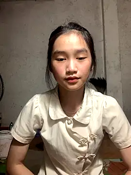 Snapshot of -Lie-06 chatting on 09.16.25 -Lie-06 online show from 09.16.25