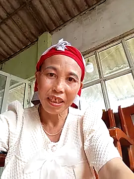 me-cute online show from 10.03.25