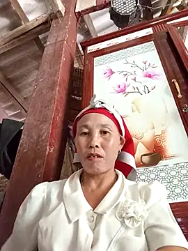 me-cute online show from 10.09.25