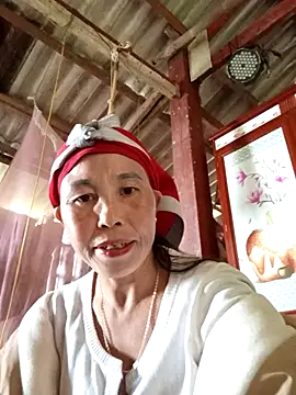 me-cute online show from 11.09.25