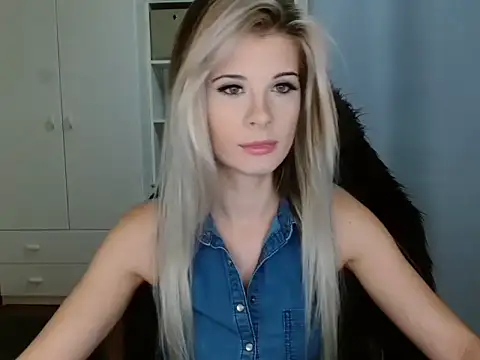 KristineGlow online show from 11.18.25