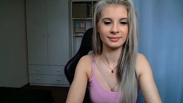 KristineGlow online show from 06.02.26