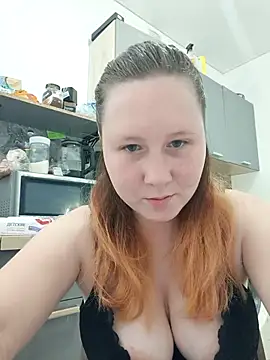 MiaKissy online show from 09.19.25