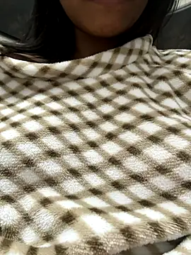 Snapshot of HeerStd chatting on 11.14.25 HeerStd online show from 11.14.25