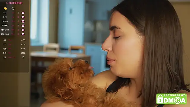 Snapshot of KateCarrey chatting on 10.16.25 KateCarrey online show from 10.16.25