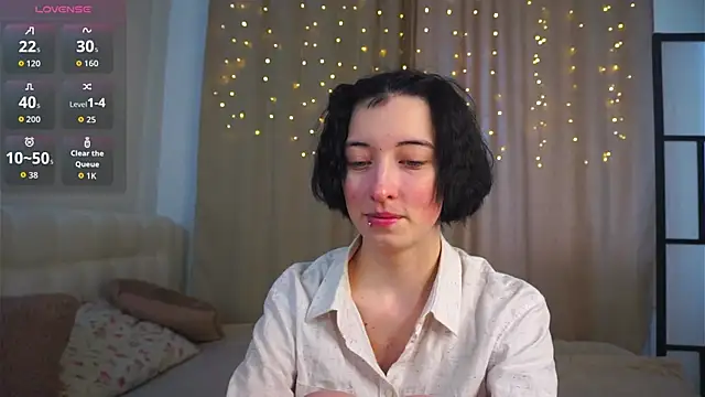 JuanaFriesz online show from 02.13.26