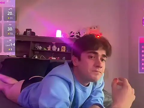 Snapshot of michaeltorrexxx chatting on 02.16.26 michaeltorrexxx online show from 02.16.26