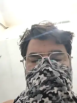 Snapshot of bigdick_lickingexpert08 chatting on 09.23.25 bigdick lickingexpert08 online show from 09.23.25