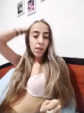 Snapshot of BarbiieeMiauh chatting on 09.21.25 BarbiieeMiauh online show from 09.21.25