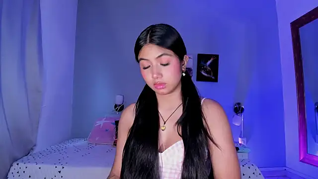 KimTayloor1 online show from 12.19.25