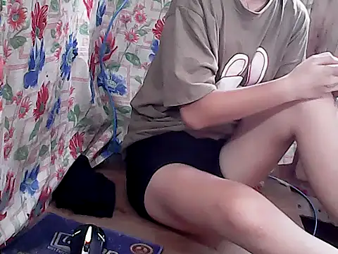 pinay-momm1682 online show from 04.26.26