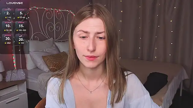 VesperaCeleste online show from 10.03.25