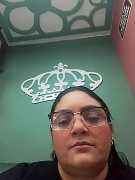 tiffany Johnson1 online show from 09.25.25