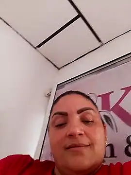 tiffany Johnson1 online show from 10.28.25