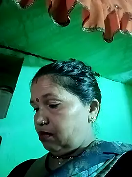 Snapshot of Manavi_x chatting on 09.20.25 Manavi x online show from 09.20.25