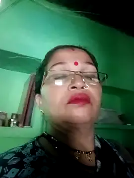 Snapshot of Manavi_x chatting on 10.10.25 Manavi x online show from 10.10.25