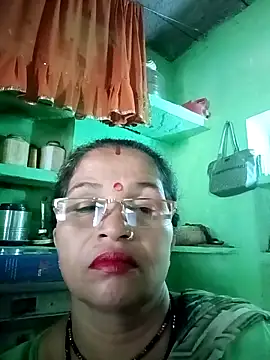 Snapshot of Manavi_x chatting on 10.12.25 Manavi x online show from 10.12.25