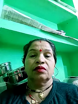 Snapshot of Manavi_x chatting on 10.24.25 Manavi x online show from 10.24.25