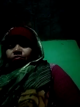 Snapshot of Manavi_x chatting on 11.15.25 Manavi x online show from 11.15.25