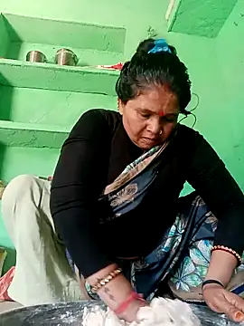 Snapshot of Manavi_x chatting on 05.12.26 Manavi x online show from 05.12.26