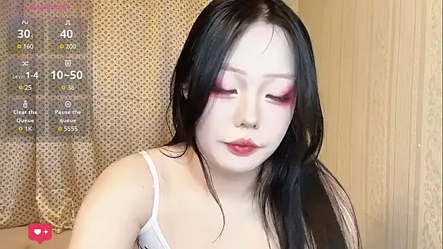 Snapshot of babyrita chatting on 06.24.26 babyrita online show from 06.24.26