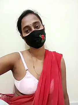 Snapshot of Softecho-03 chatting on 10.23.25 Softecho-03 online show from 10.23.25