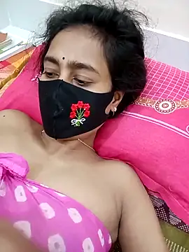 Snapshot of Softecho-03 chatting on 11.06.25 Softecho-03 online show from 11.06.25