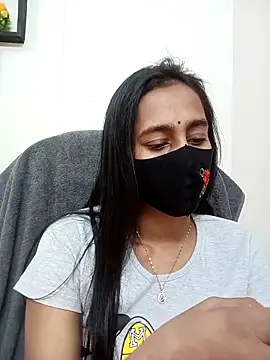 Snapshot of Softecho-03 chatting on 11.16.25 Softecho-03 online show from 11.16.25