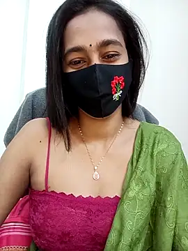 Snapshot of Softecho-03 chatting on 11.24.25 Softecho-03 online show from 11.24.25