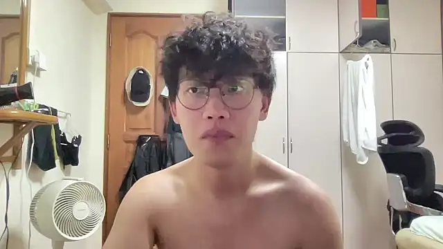 Passionatetwink2 online show from 11.08.25