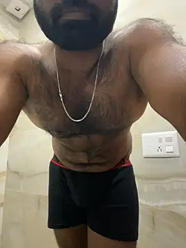 DJLOVE280825 online show from 04.28.26