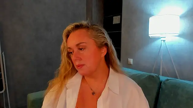 Sky Kuper online show from 11.02.25