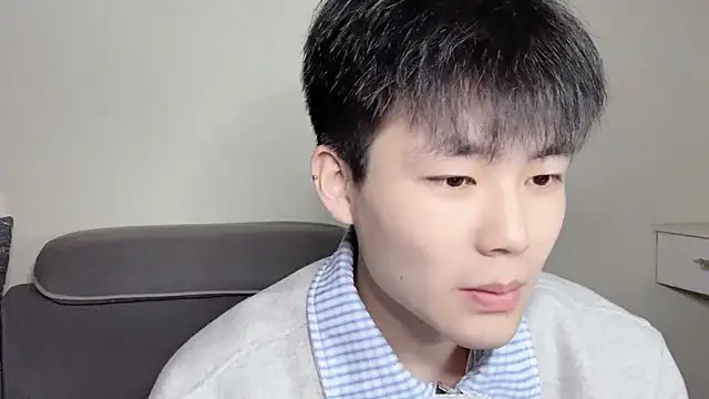 Snapshot of xiaoyang5200 chatting on 11.22.25 xiaoyang5200 online show from 11.22.25