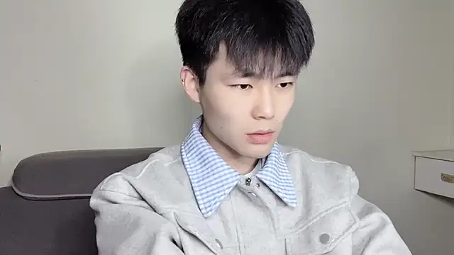 Snapshot of xiaoyang5200 chatting on 11.25.25 xiaoyang5200 online show from 11.25.25