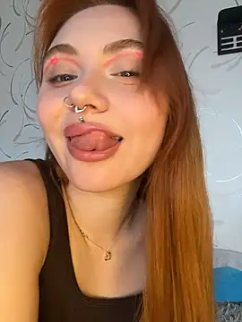 LunaMillie online show from 03.22.26