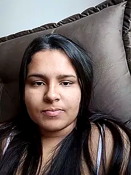 lauramartins7 online show from 10.17.25