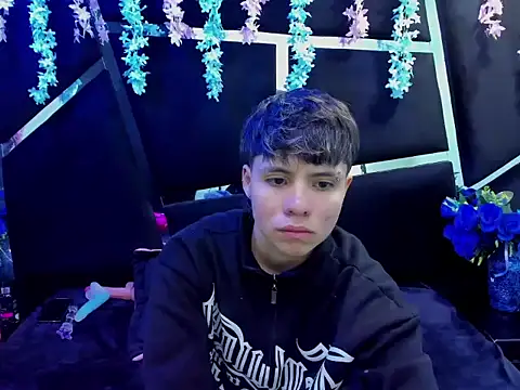 Snapshot of Bruno_Cruzz chatting on 09.14.25 Bruno Cruzz online show from 09.14.25