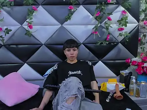 Snapshot of Bruno_Cruzz chatting on 11.09.25 Bruno Cruzz online show from 11.09.25