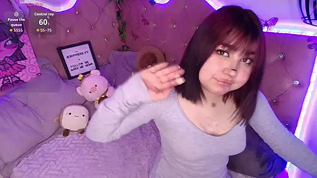 sophiievv online show from 10.14.25