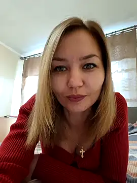 Snapshot of VeroLoverx chatting on 10.05.25 VeroLoverx online show from 10.05.25