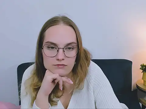 AliceCrazy69 online show from 12.18.25