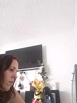 lauflor online show from 02.14.26