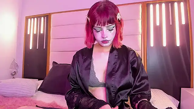 Snapshot of RebecaSnow chatting on 09.10.25 RebecaSnow online show from 09.10.25