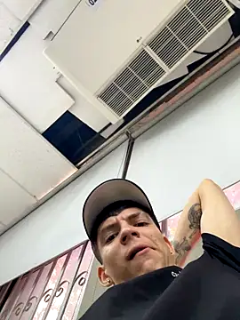 Snapshot of Luck__090 chatting on 10.09.25 Luck 090 online show from 10.09.25