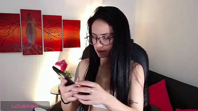 Ashley olivares online show from 09.24.25