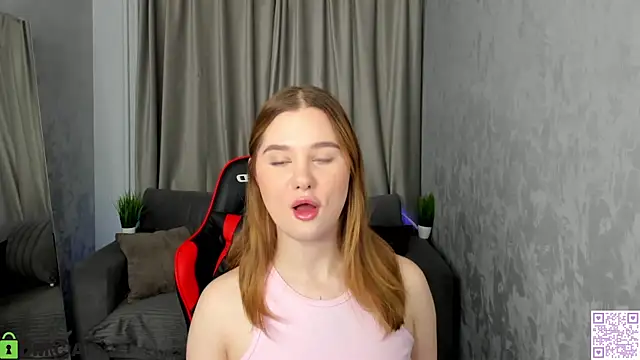 Snapshot of Brenda_Puff chatting on 02.07.26 Brenda Puff online show from 02.07.26