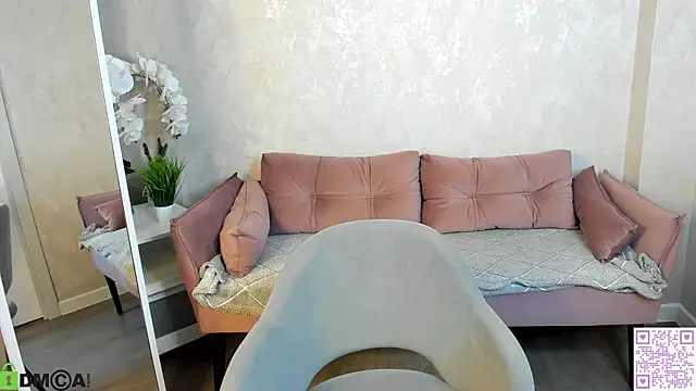 Snapshot of Brenda_Puff chatting on 02.11.26 Brenda Puff online show from 02.11.26