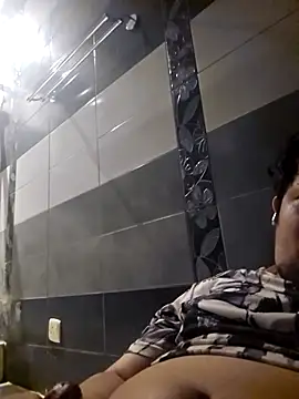 Snapshot of jedoo1213 chatting on 10.28.25 jedoo1213 online show from 10.28.25