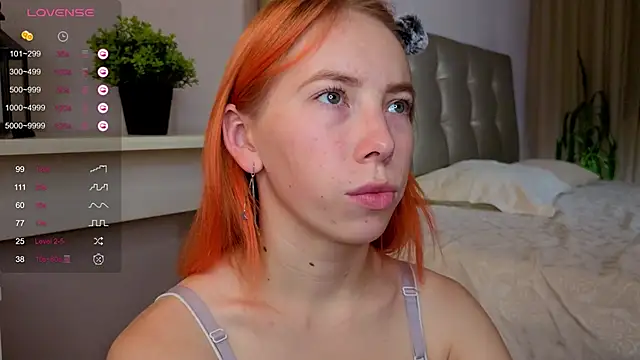 JuliannaWenger online show from 09.15.25